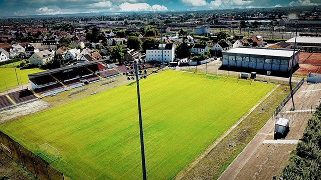 與英冠球隊 與英冠球隊